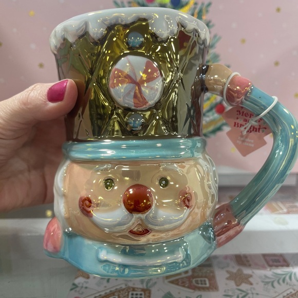 Pink Christmas Nutcracker Saluting Iridescent Extra Tall Ceramic Mug NWT - Picture 3 of 5